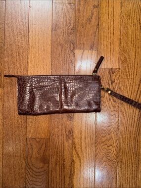 Talbots Brown Croc-Embossed Leather Wristlet Clutch Y2K